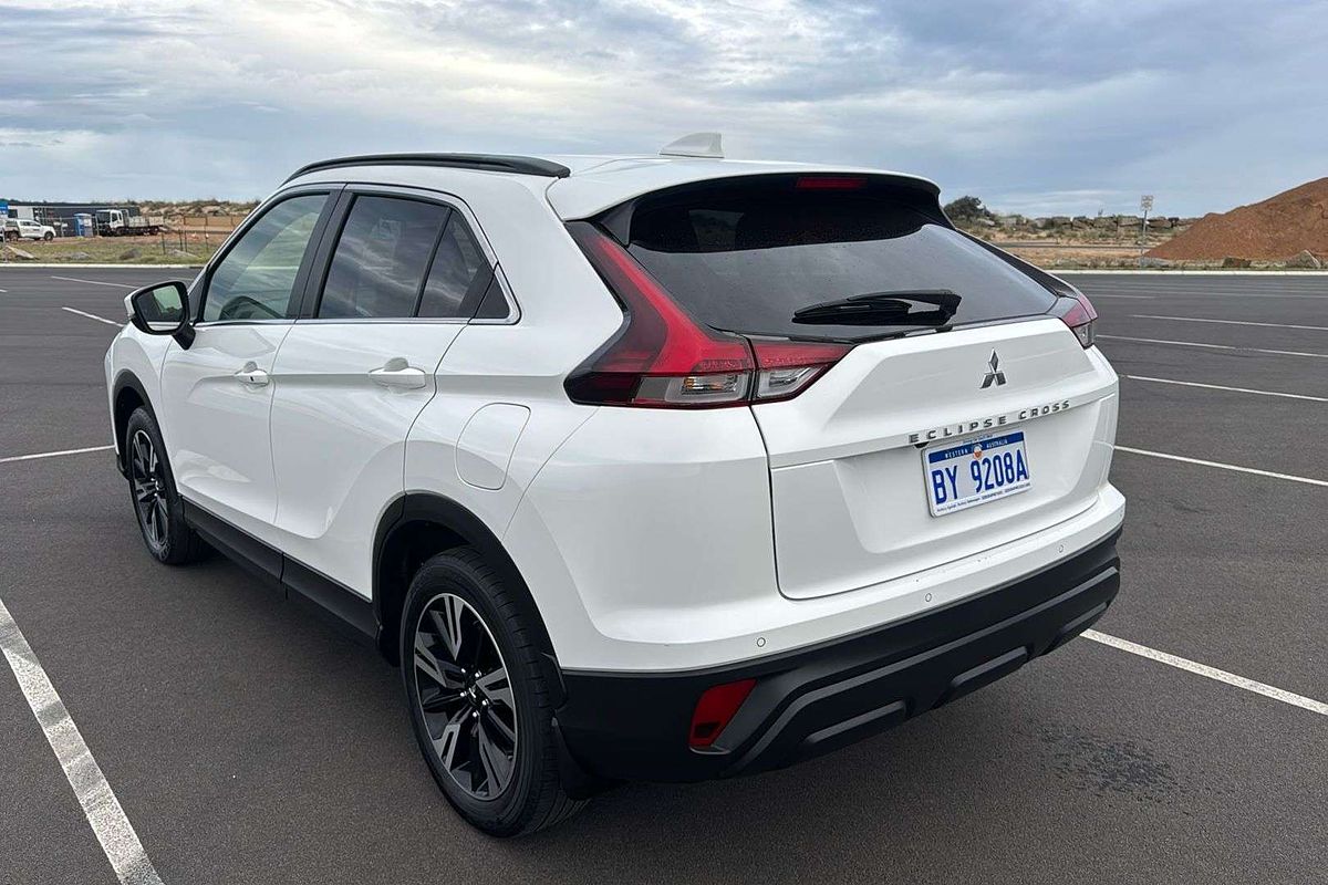 2023 Mitsubishi Eclipse Cross LS YB