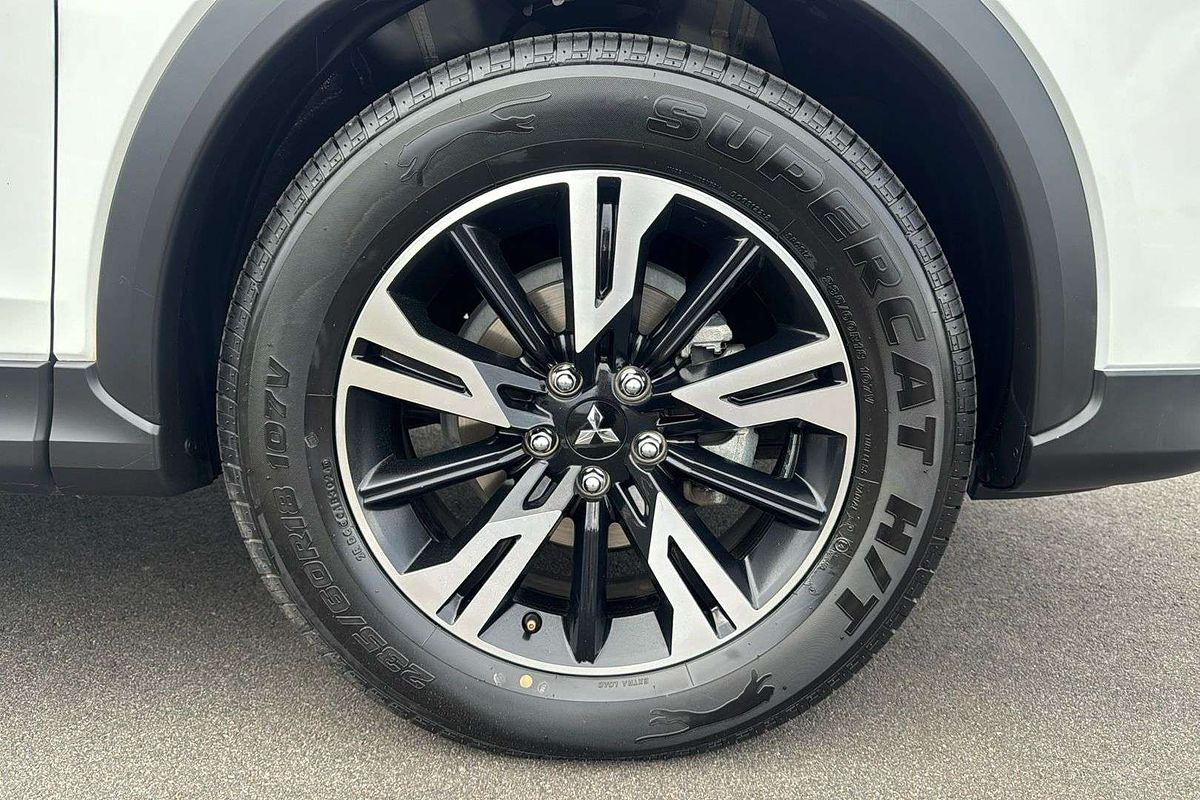 2023 Mitsubishi Eclipse Cross LS YB