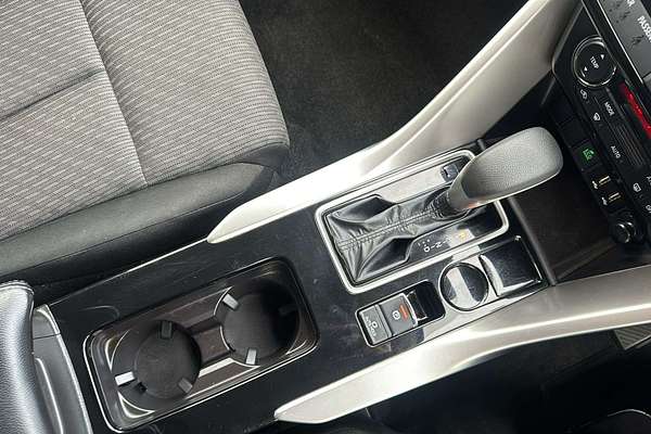 2023 Mitsubishi Eclipse Cross LS YB