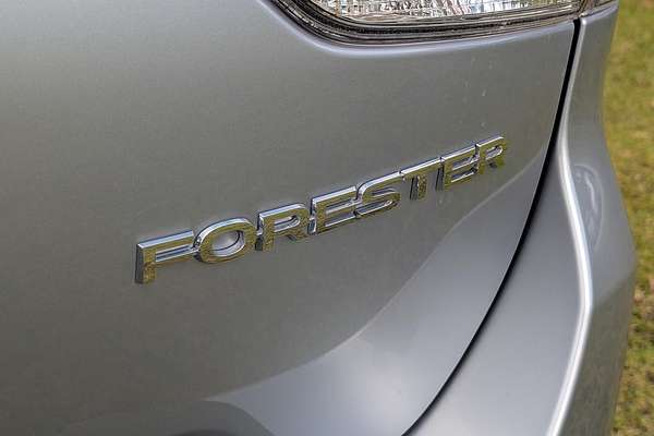 2024 Subaru Forester 2.5i-S S5