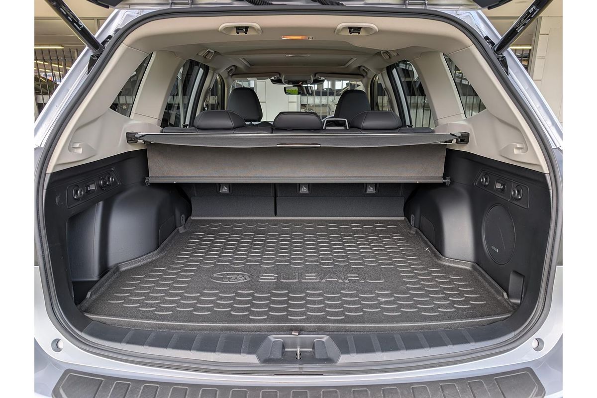 2024 Subaru Forester 2.5i-S S5