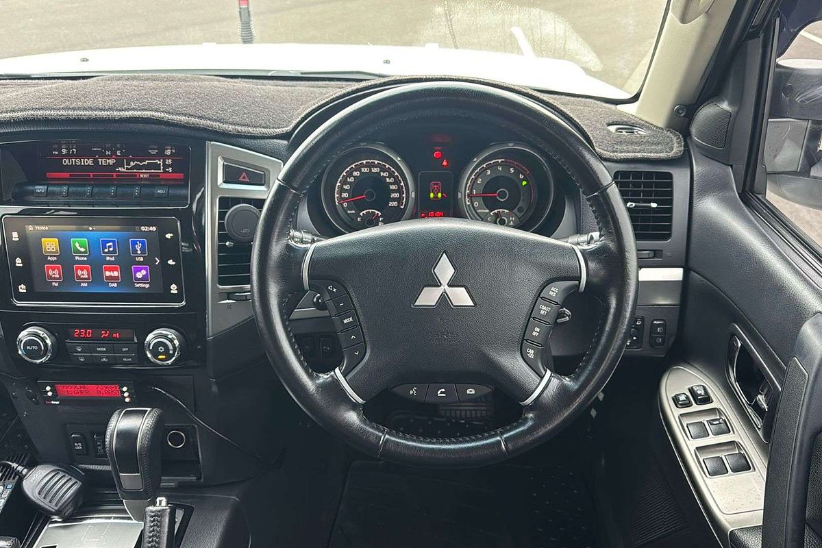 2016 Mitsubishi Pajero GLS NX