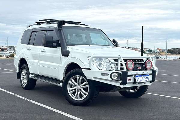 2016 Mitsubishi Pajero GLS NX