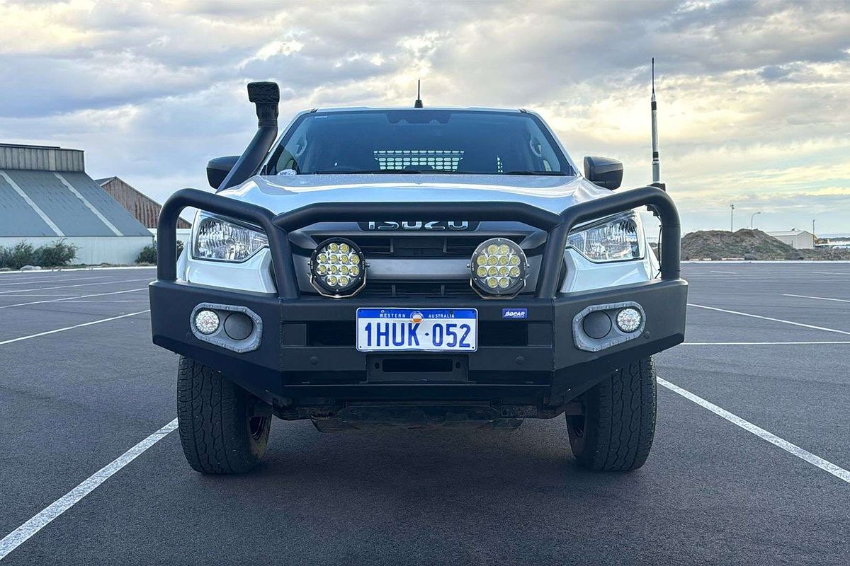 2022 Isuzu D-MAX SX  4X4
