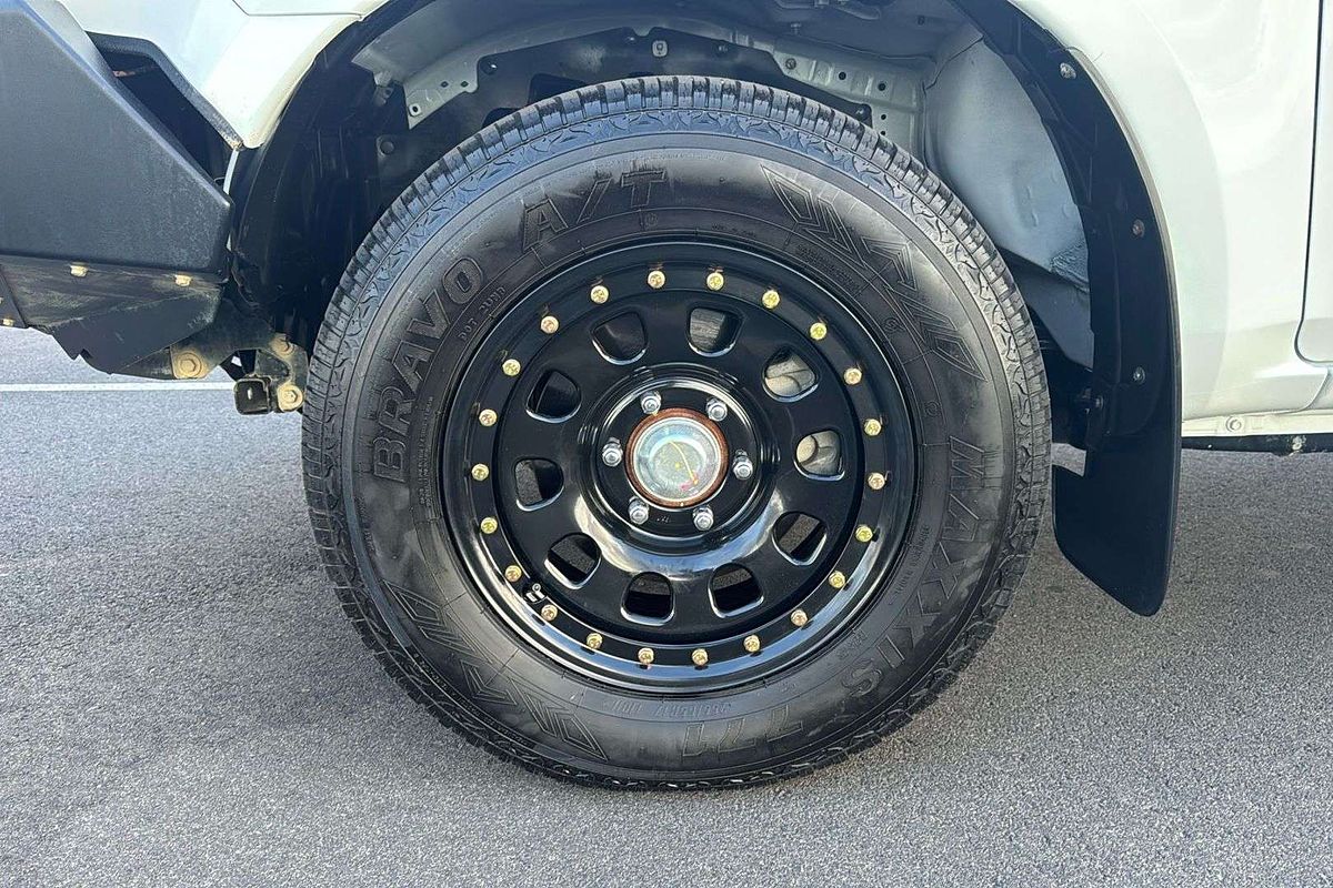 2022 Isuzu D-MAX SX  4X4
