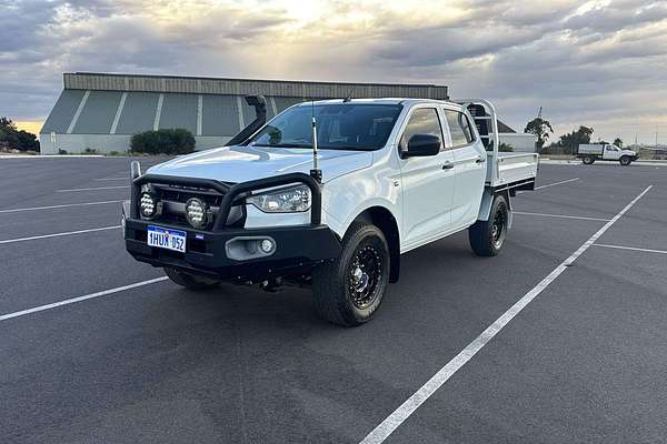 2022 Isuzu D-MAX SX  4X4