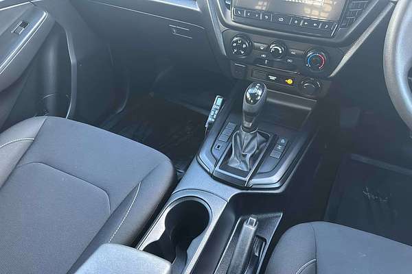 2022 Isuzu D-MAX SX  4X4