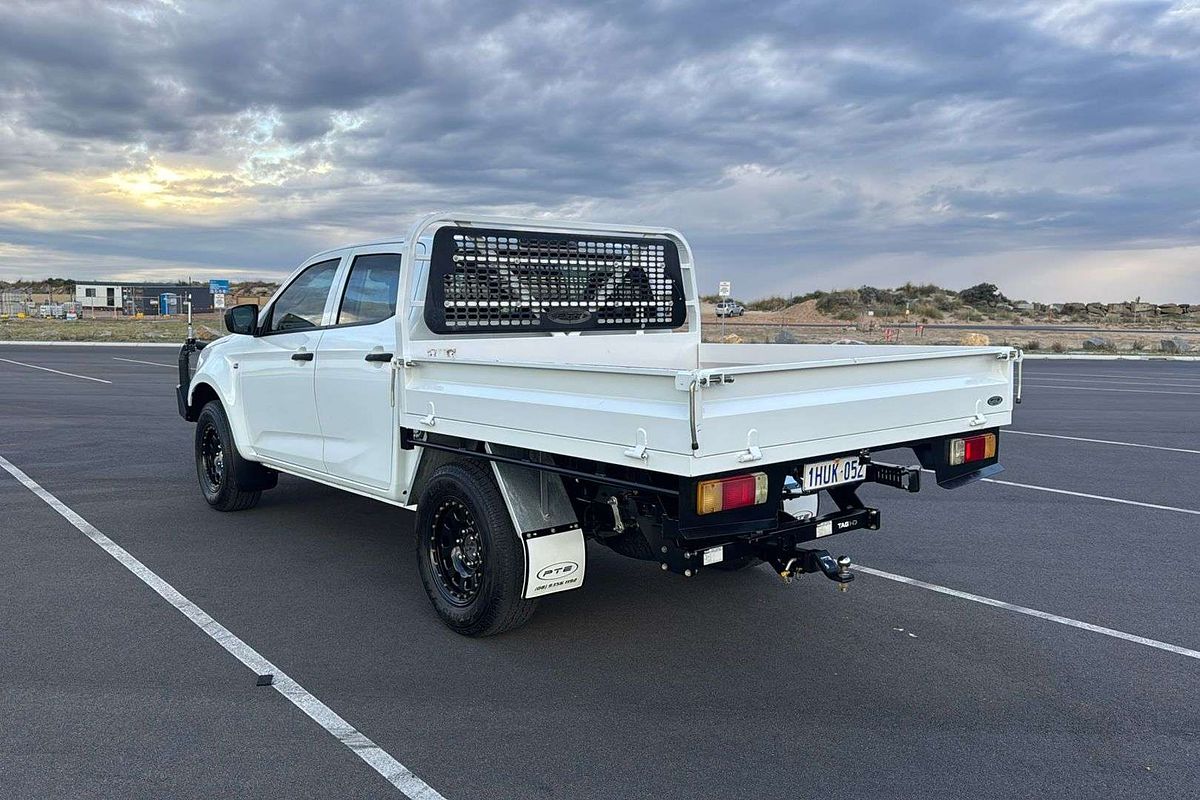 2022 Isuzu D-MAX SX  4X4