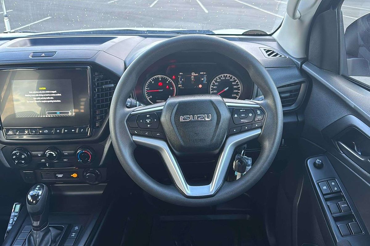 2022 Isuzu D-MAX SX  4X4