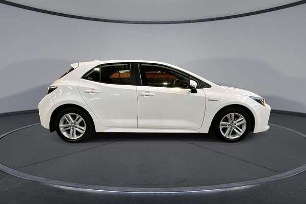 2022 Toyota Corolla Ascent Sport Hybrid ZWE211R