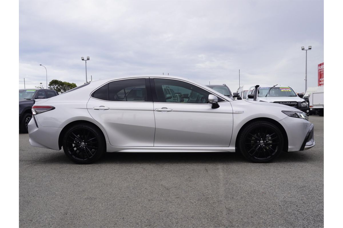 2024 Toyota Camry SX AXVH70R