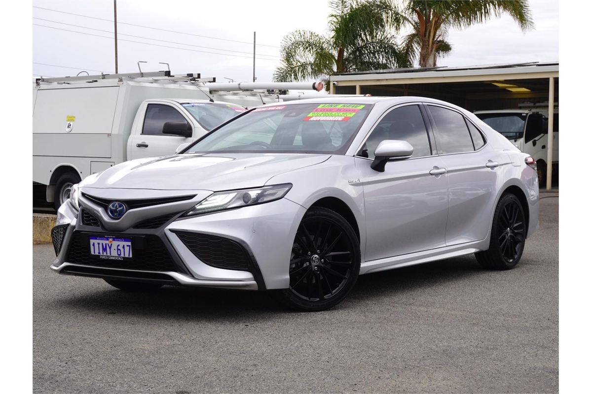 2024 Toyota Camry SX AXVH70R