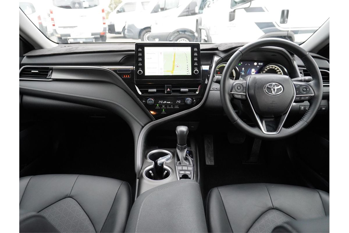 2024 Toyota Camry SX AXVH70R