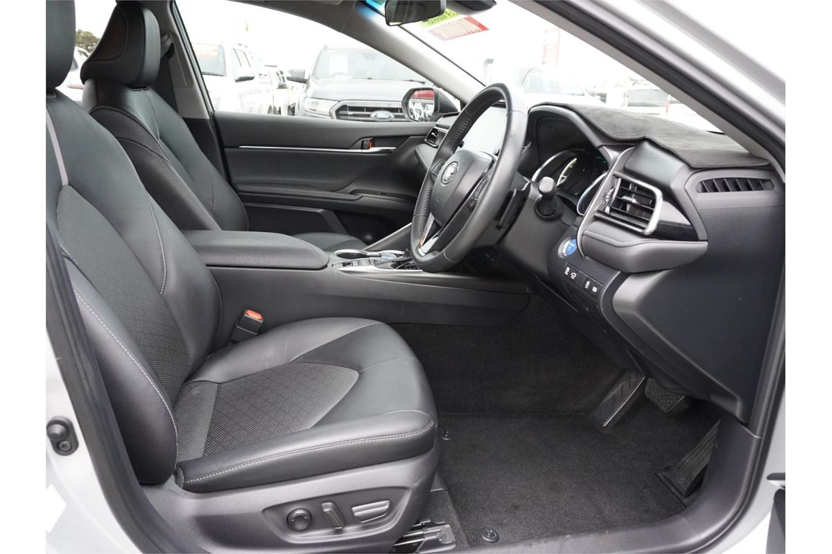 2024 Toyota Camry SX AXVH70R