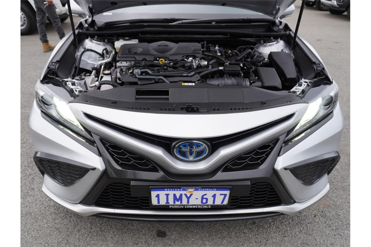 2024 Toyota Camry SX AXVH70R