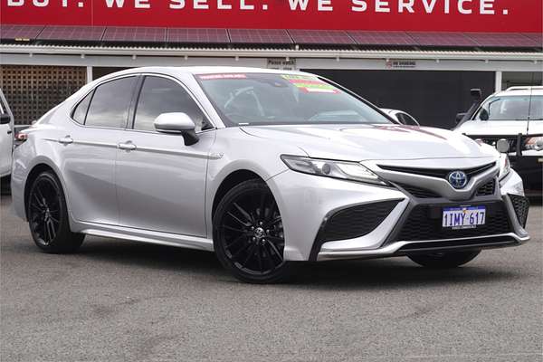 2024 Toyota Camry SX AXVH70R