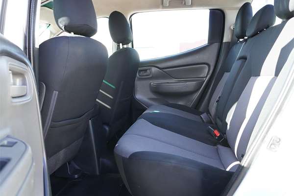 2017 Mitsubishi Triton GLX MQ 4X4