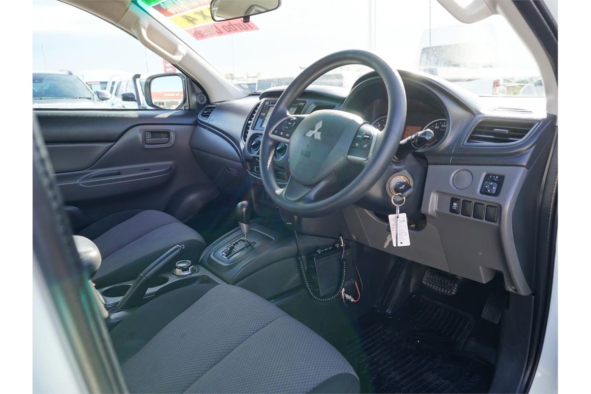 2017 Mitsubishi Triton GLX MQ 4X4