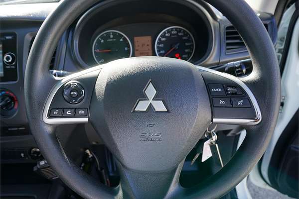 2017 Mitsubishi Triton GLX MQ 4X4