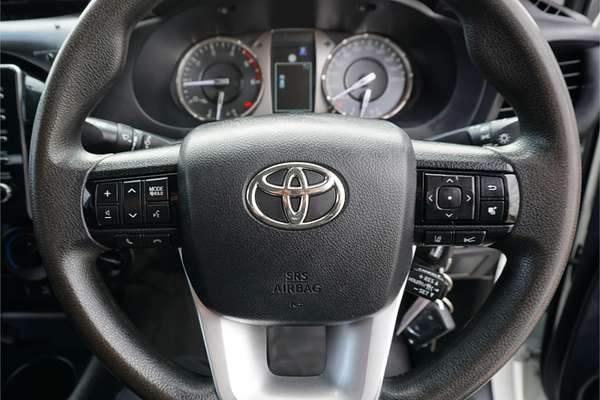 2022 Toyota Hilux SR GUN126R 4X4