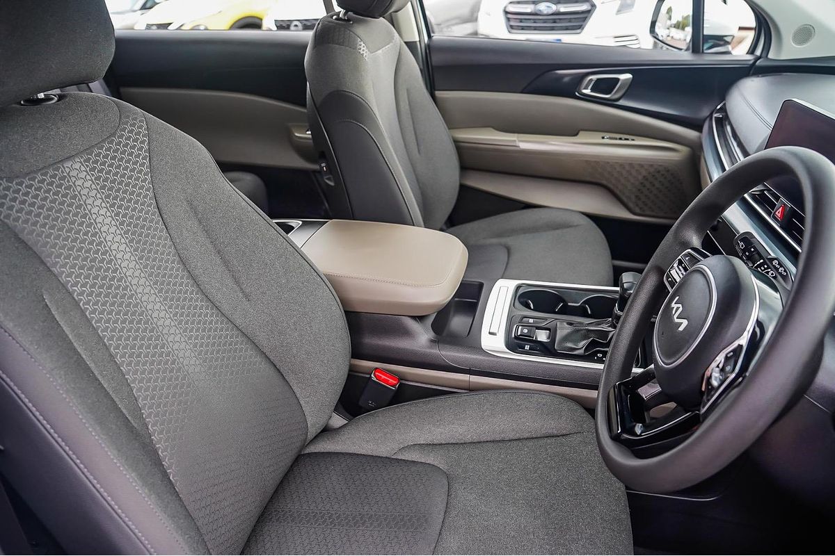 2024 Kia Sportage S NQ5
