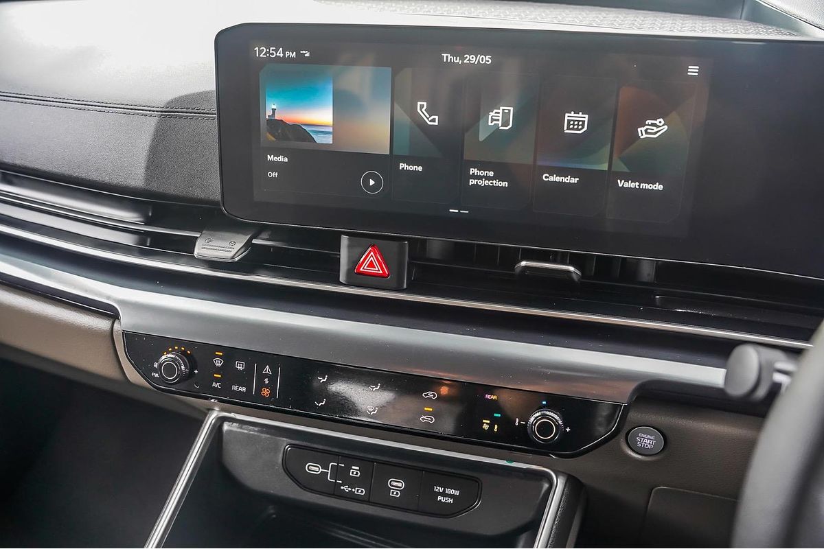 2024 Kia Sportage S NQ5