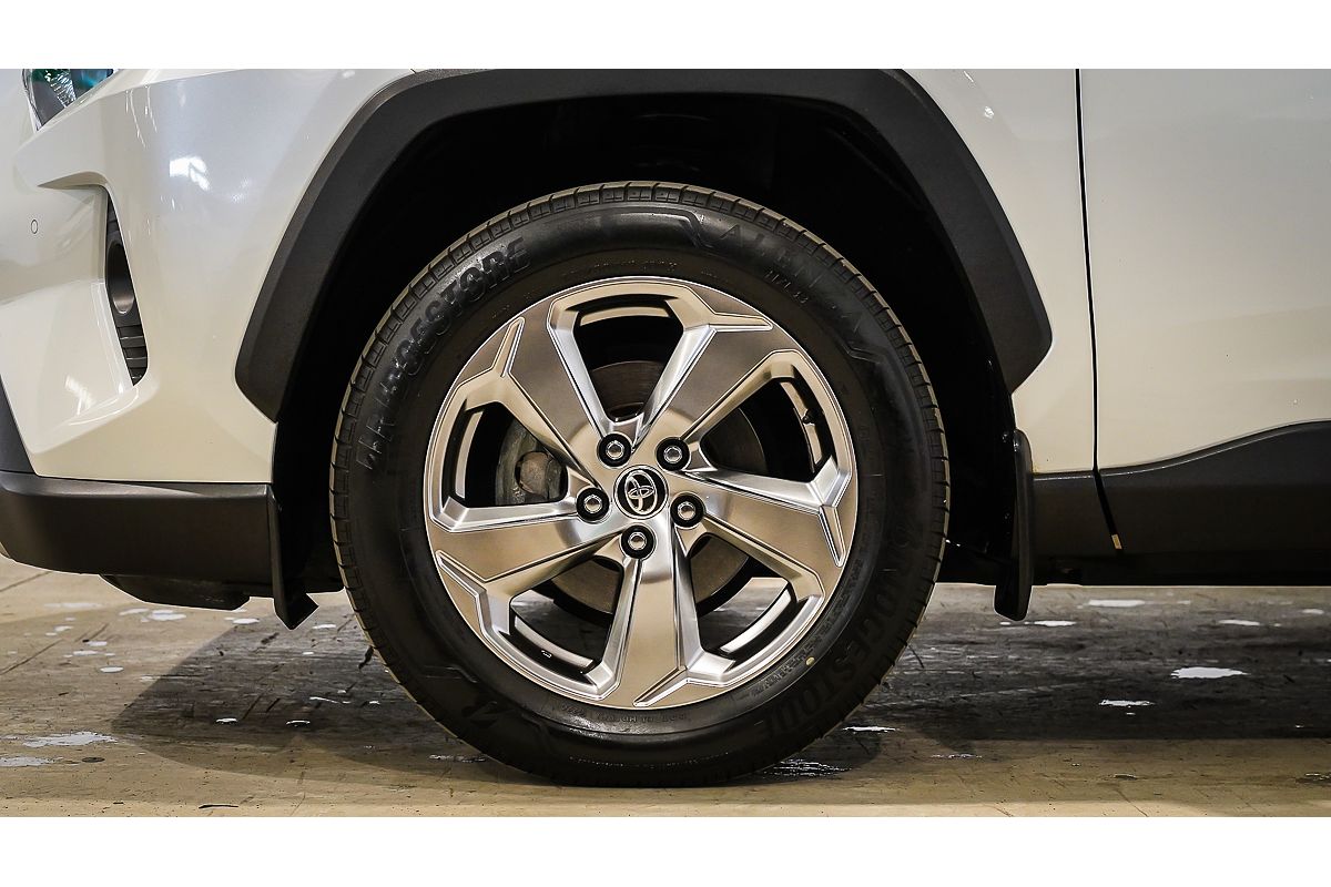 2020 Toyota RAV4 GXL MXAA52R