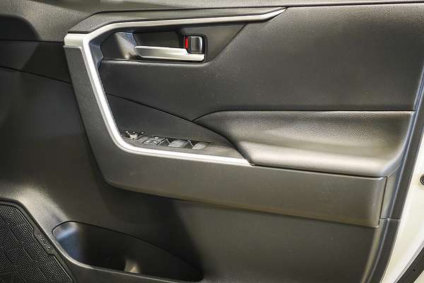 2020 Toyota RAV4 GXL MXAA52R