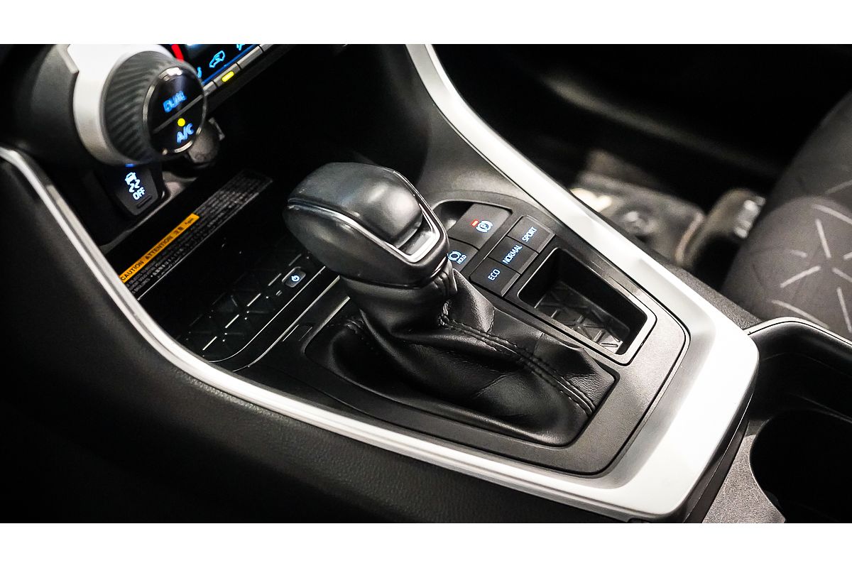 2020 Toyota RAV4 GXL MXAA52R