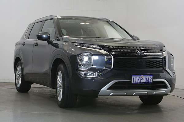 2024 Mitsubishi Outlander LS ZM