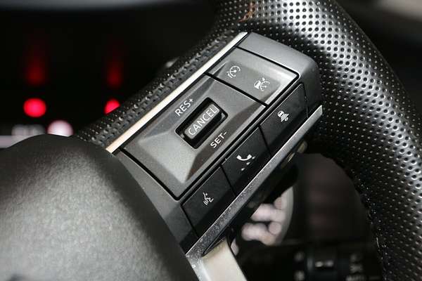 2024 Mitsubishi Outlander LS ZM