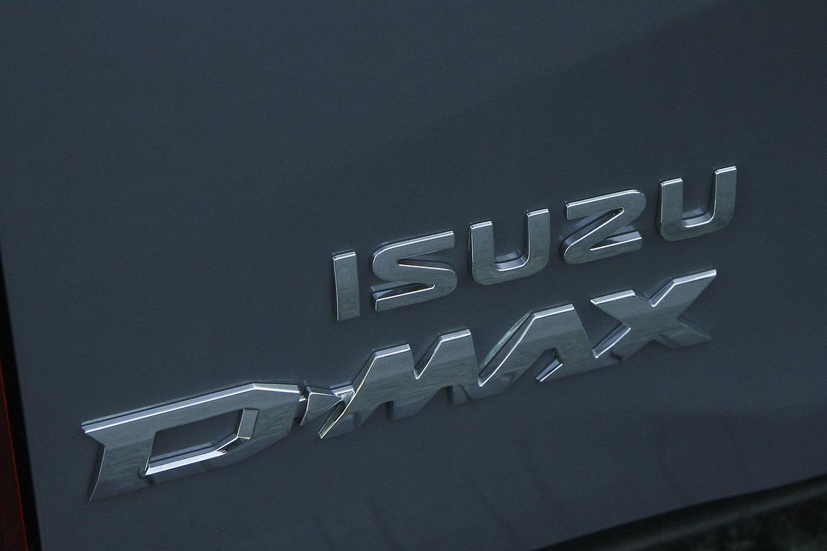 2025 Isuzu D-MAX X-RIDER 4X4