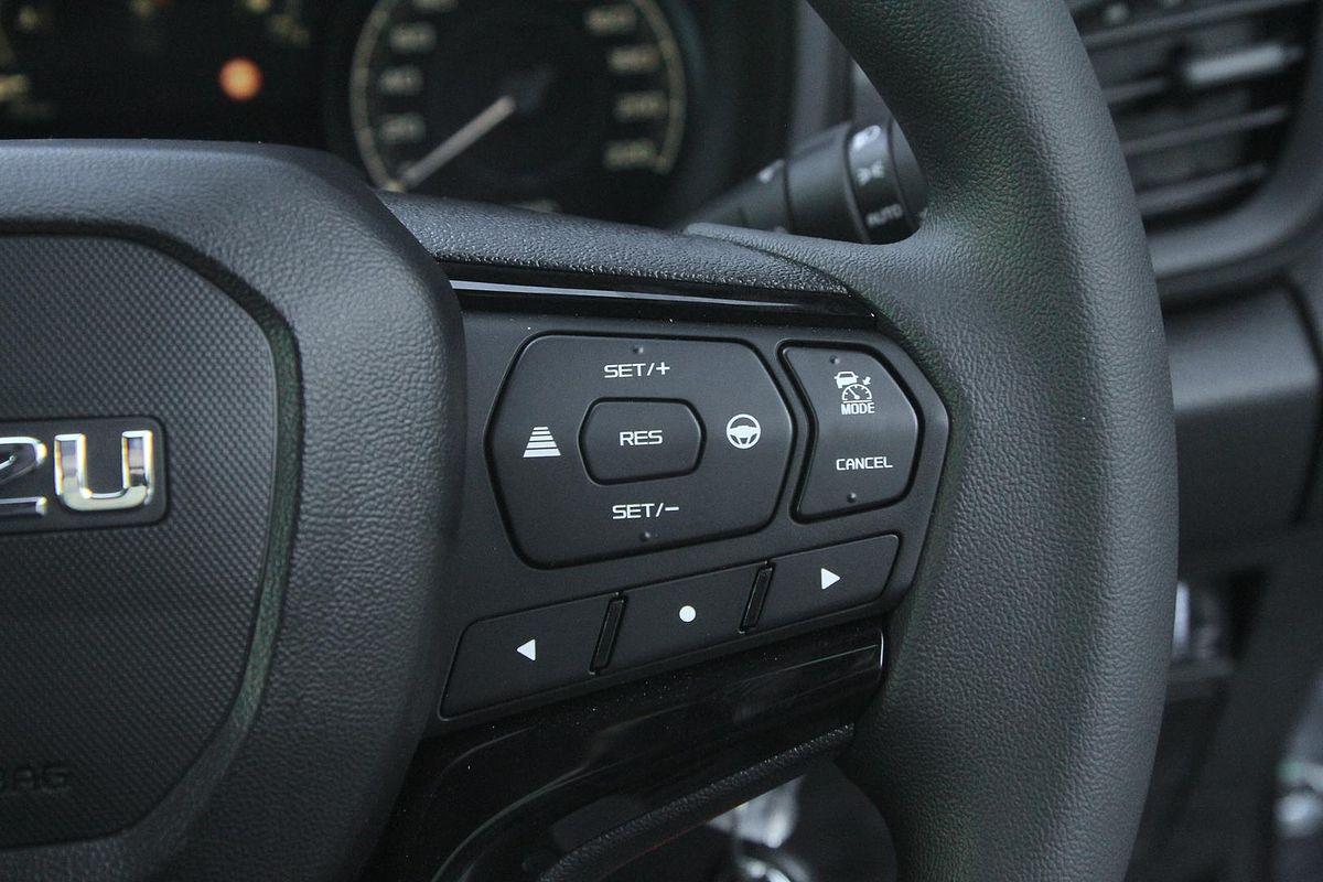 2025 Isuzu D-MAX X-RIDER 4X4