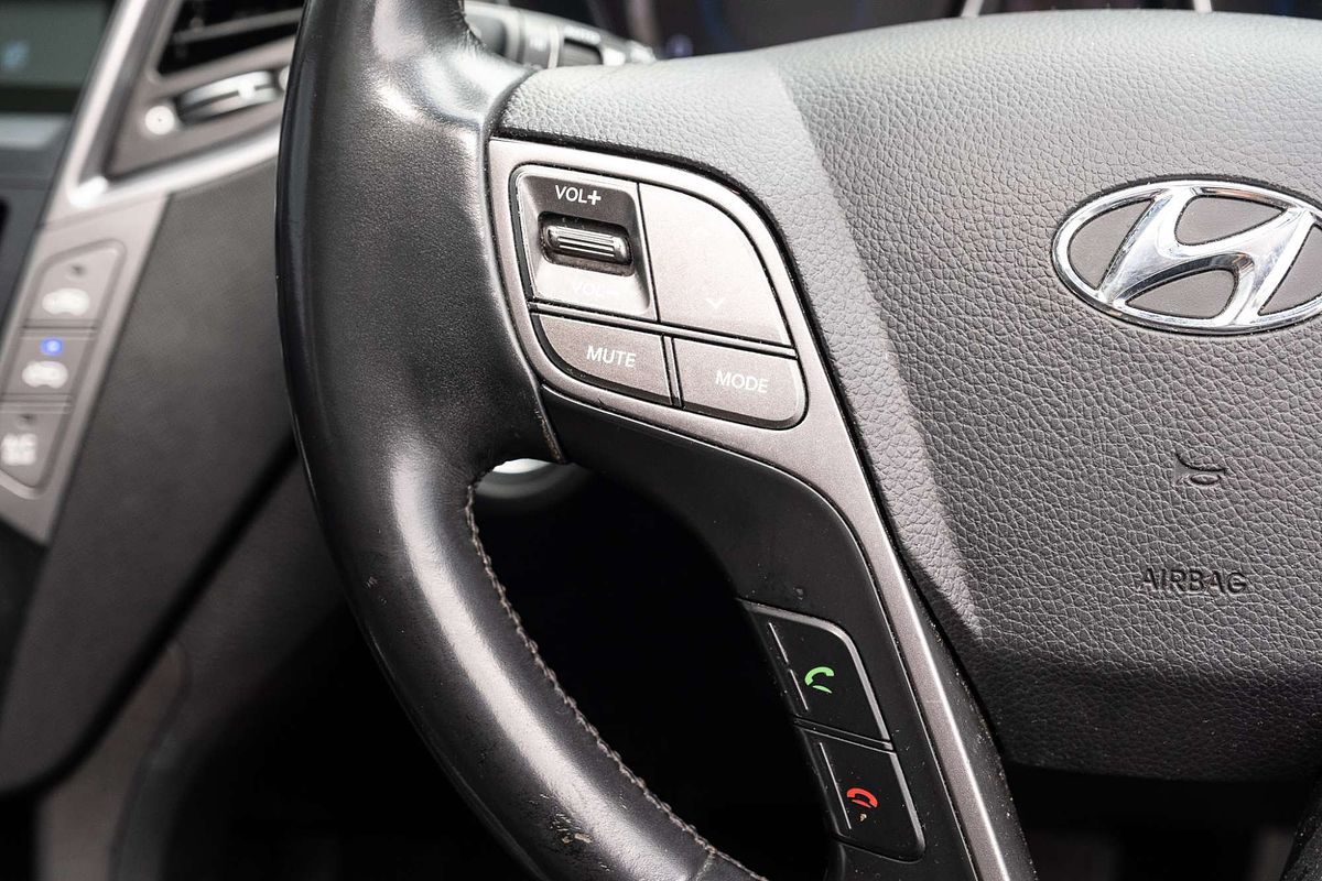 2012 Hyundai Santa Fe Highlander CM
