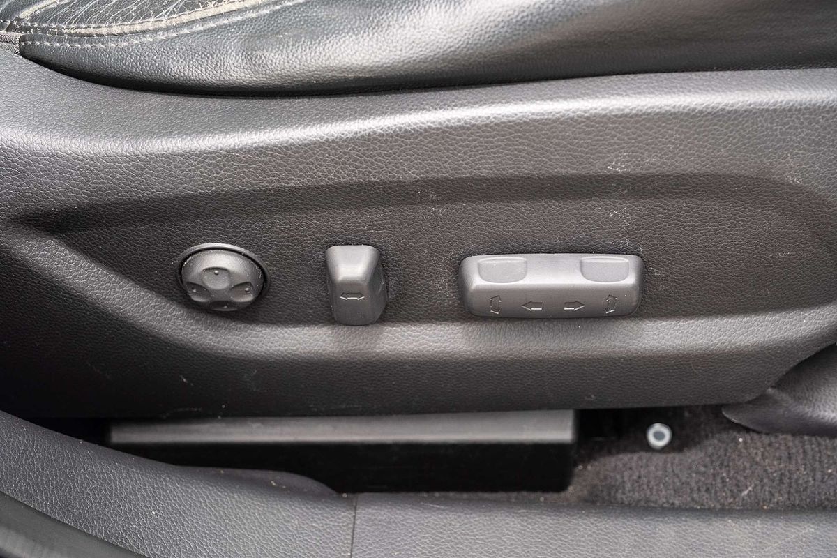 2012 Hyundai Santa Fe Highlander CM