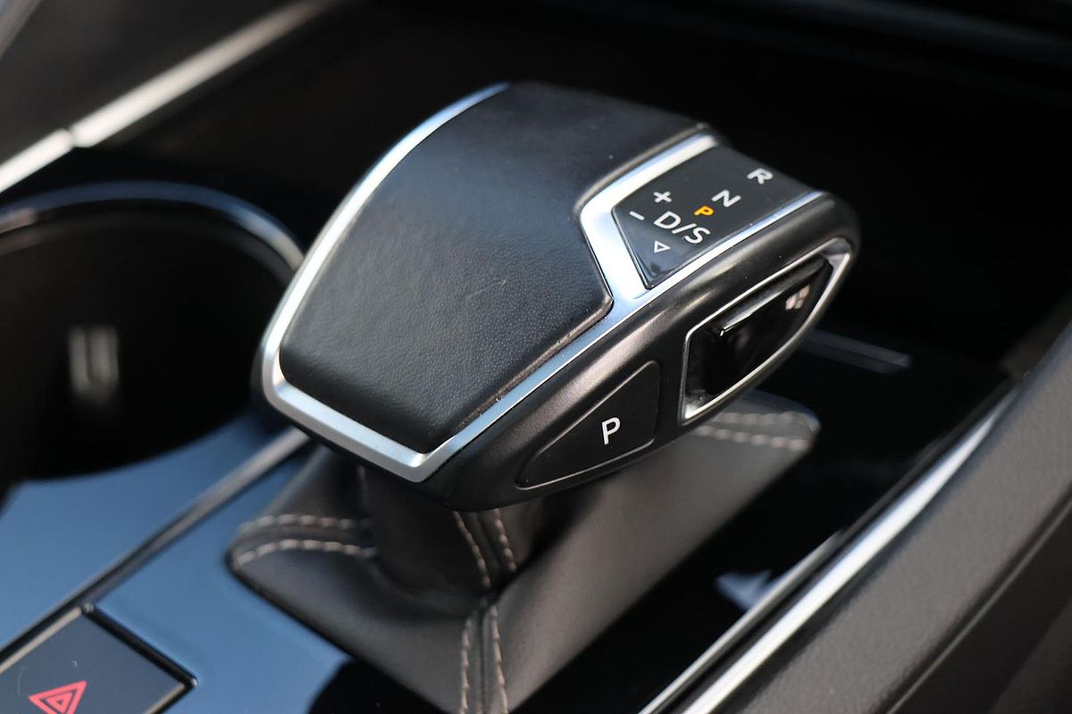 2021 Volkswagen Touareg 210TDI R-Line CR