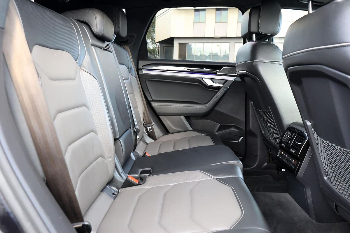 2021 Volkswagen Touareg 210TDI R-Line CR
