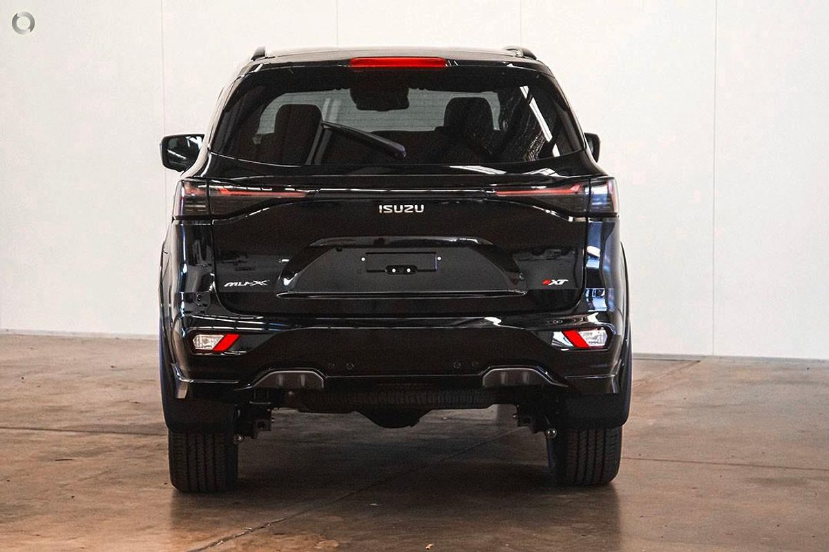 2025 Isuzu MU-X X-TERRAIN