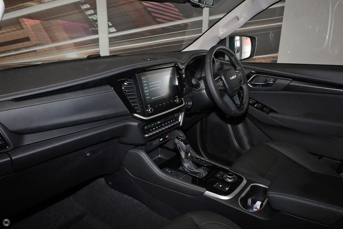 2025 Isuzu MU-X LS-U
