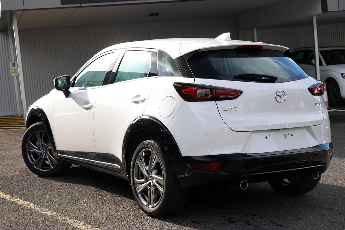 2025 Mazda CX-3 G20 Akari DK