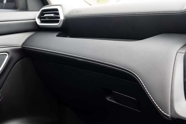 2024 MG ZS Essence Hybrid+ ZS32
