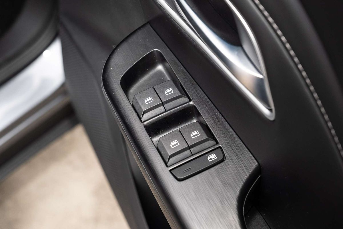 2024 MG ZS Essence Hybrid+ ZS32