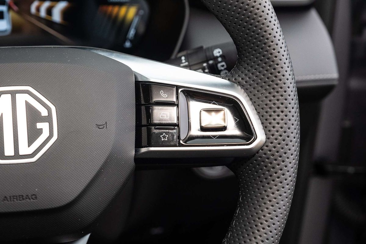 2024 MG ZS Essence Hybrid+ ZS32