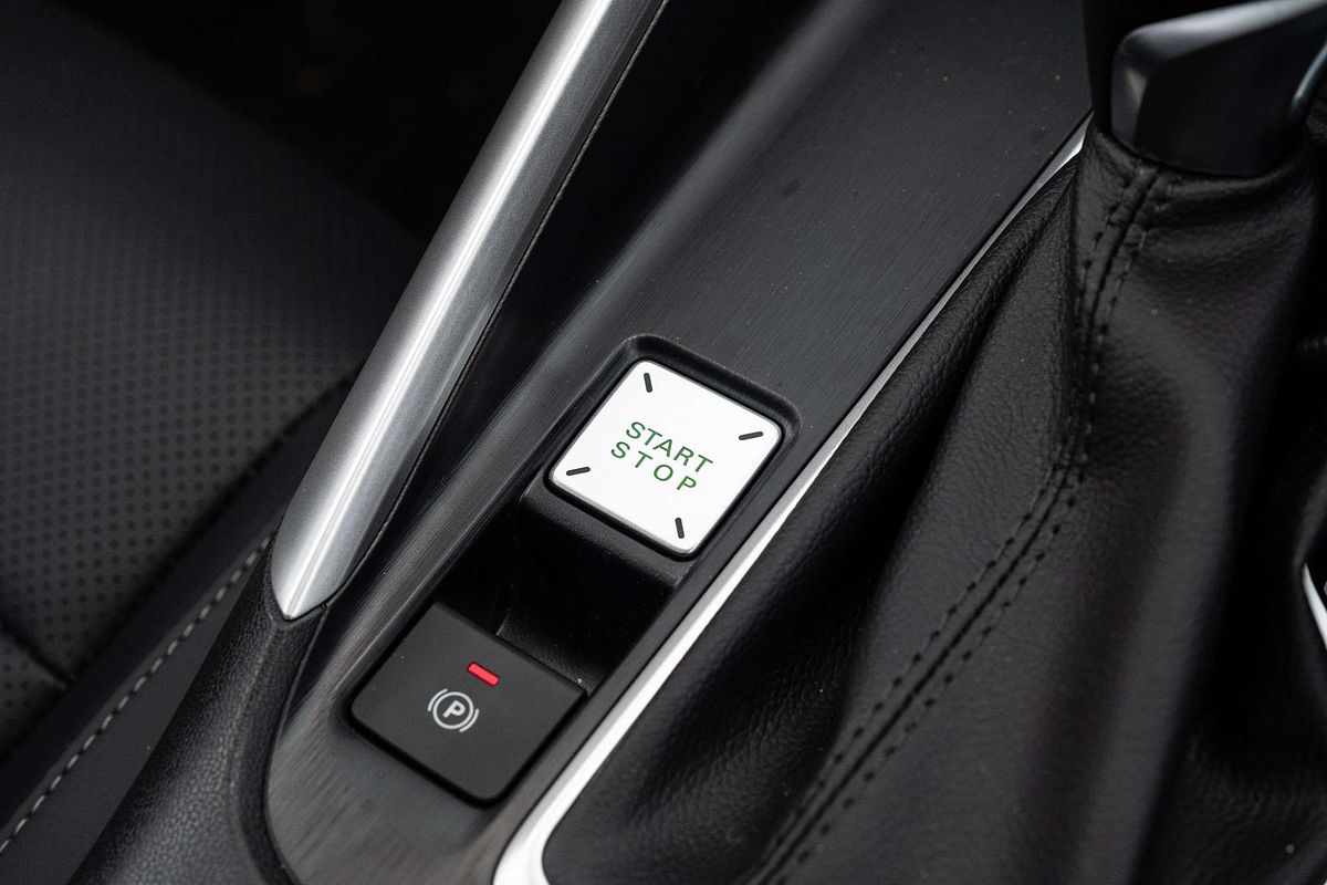 2025 MG ZS Essence ZS32