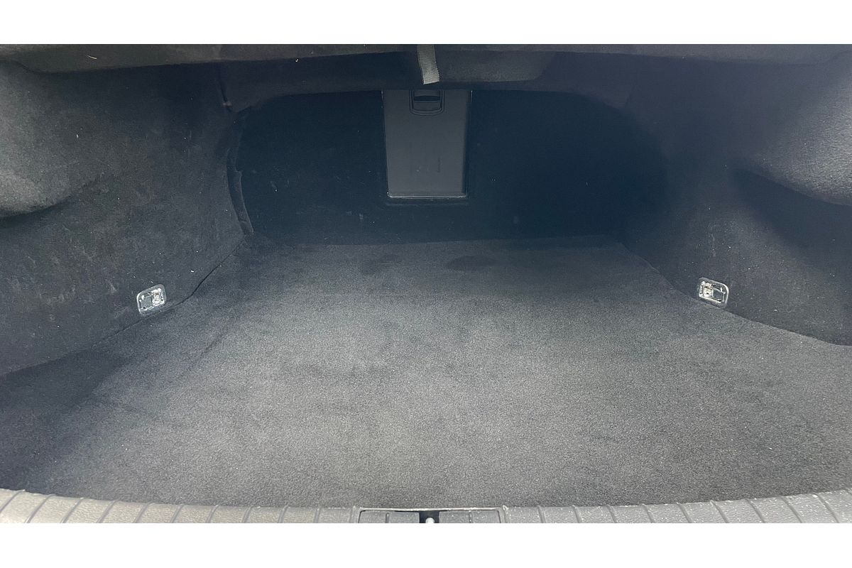 2015 Hyundai Genesis Ultimate Pack DH