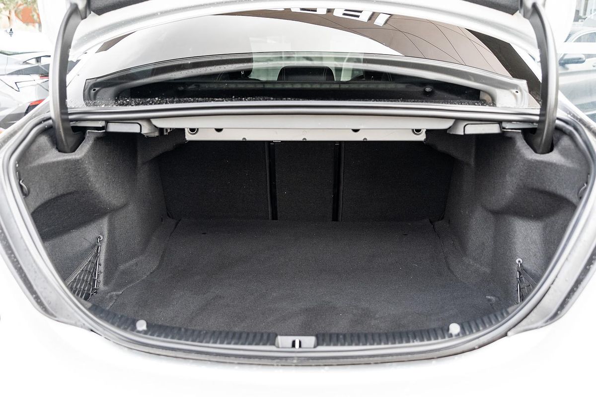 2019 Mercedes-Benz C-Class C200 W205