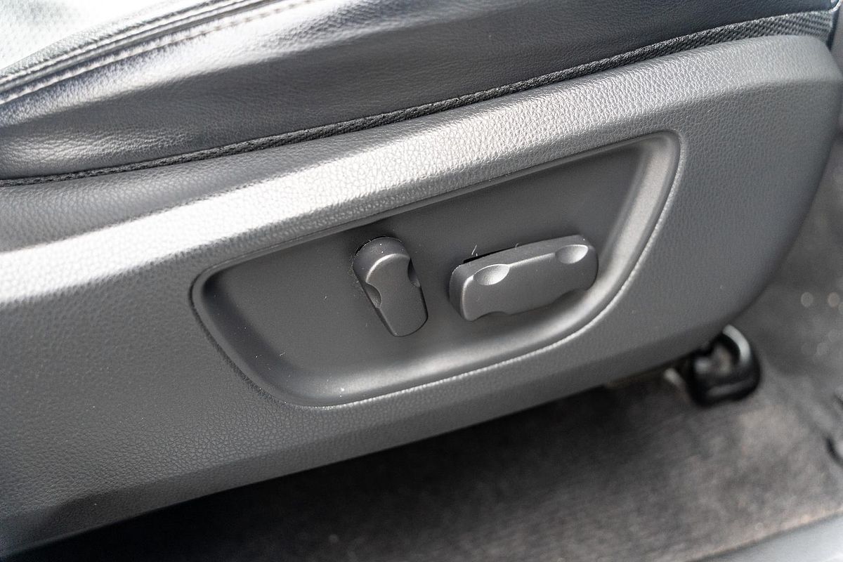 2019 Mitsubishi Triton GLS Premium MR 4X4