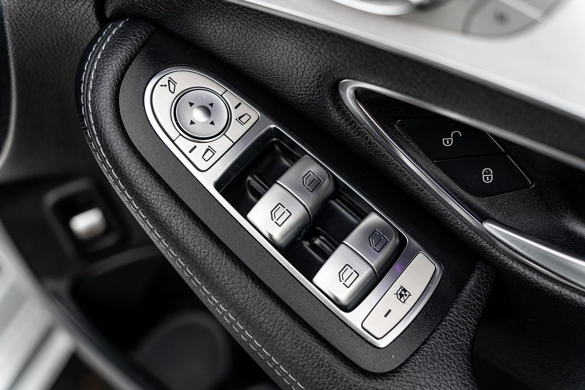 2019 Mercedes-Benz C-Class C200 W205