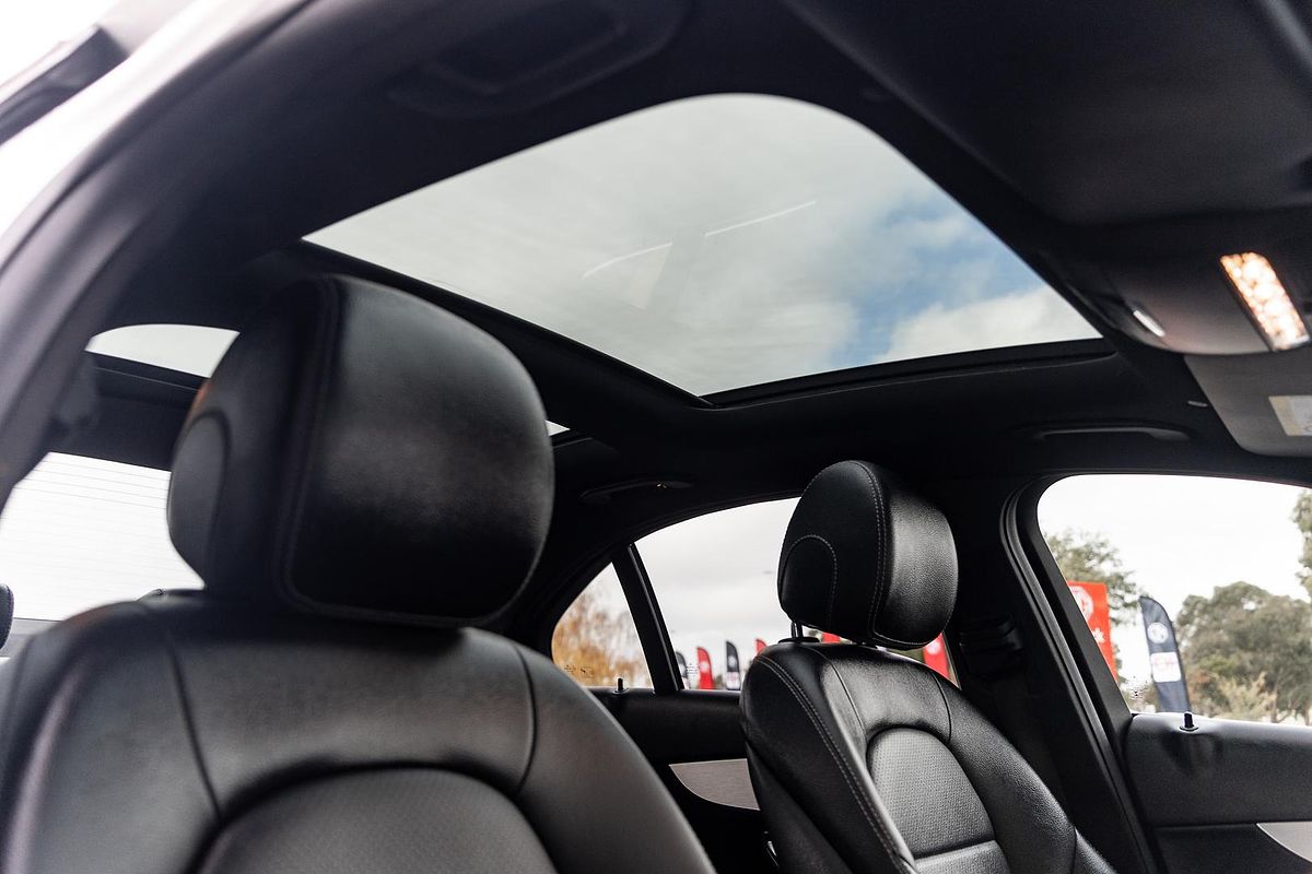 2019 Mercedes-Benz C-Class C200 W205