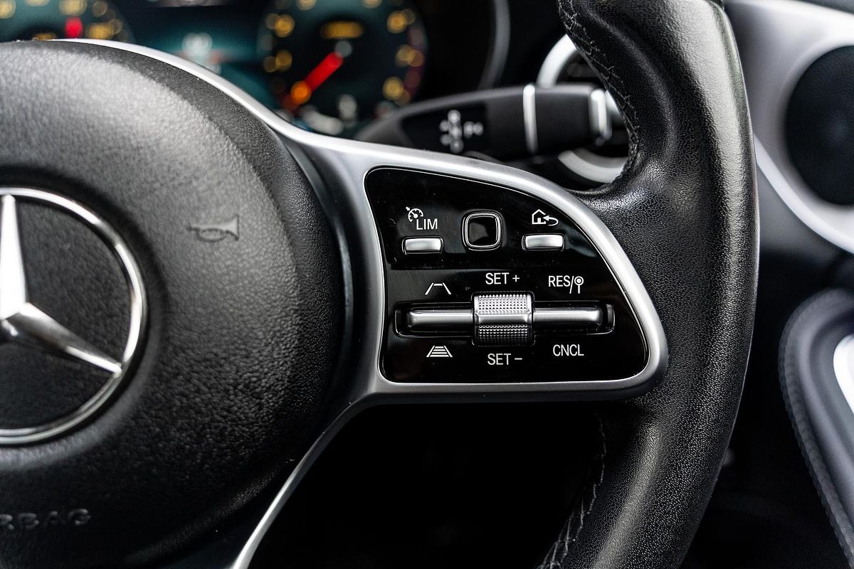2019 Mercedes-Benz C-Class C200 W205